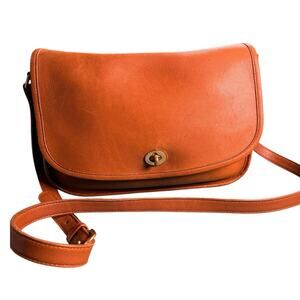 Vintage Coach City Bag 9790 British Tan Leather Crossbody USA with Hangtag